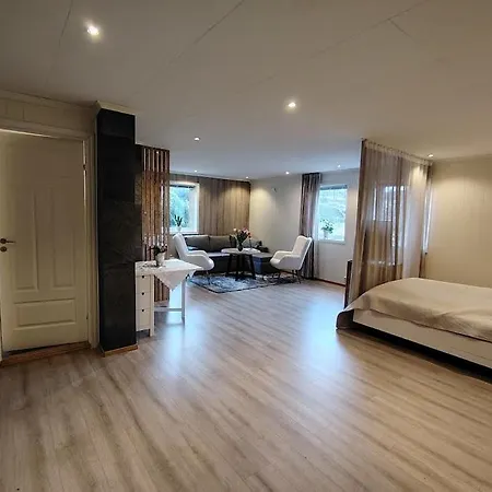 Moderne I Landlige Omgivelser Bynaert Daire *